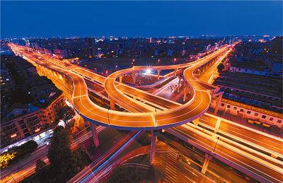 《证券行业数字化转型：如何构建平台级金融 AI 自动化测试保障体系》